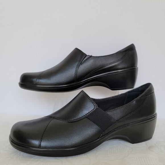 CLARKS Bendables May Moonl Leather Slip-On Shoes- Black color- Women's Size 9M - Picture 8 of 15
